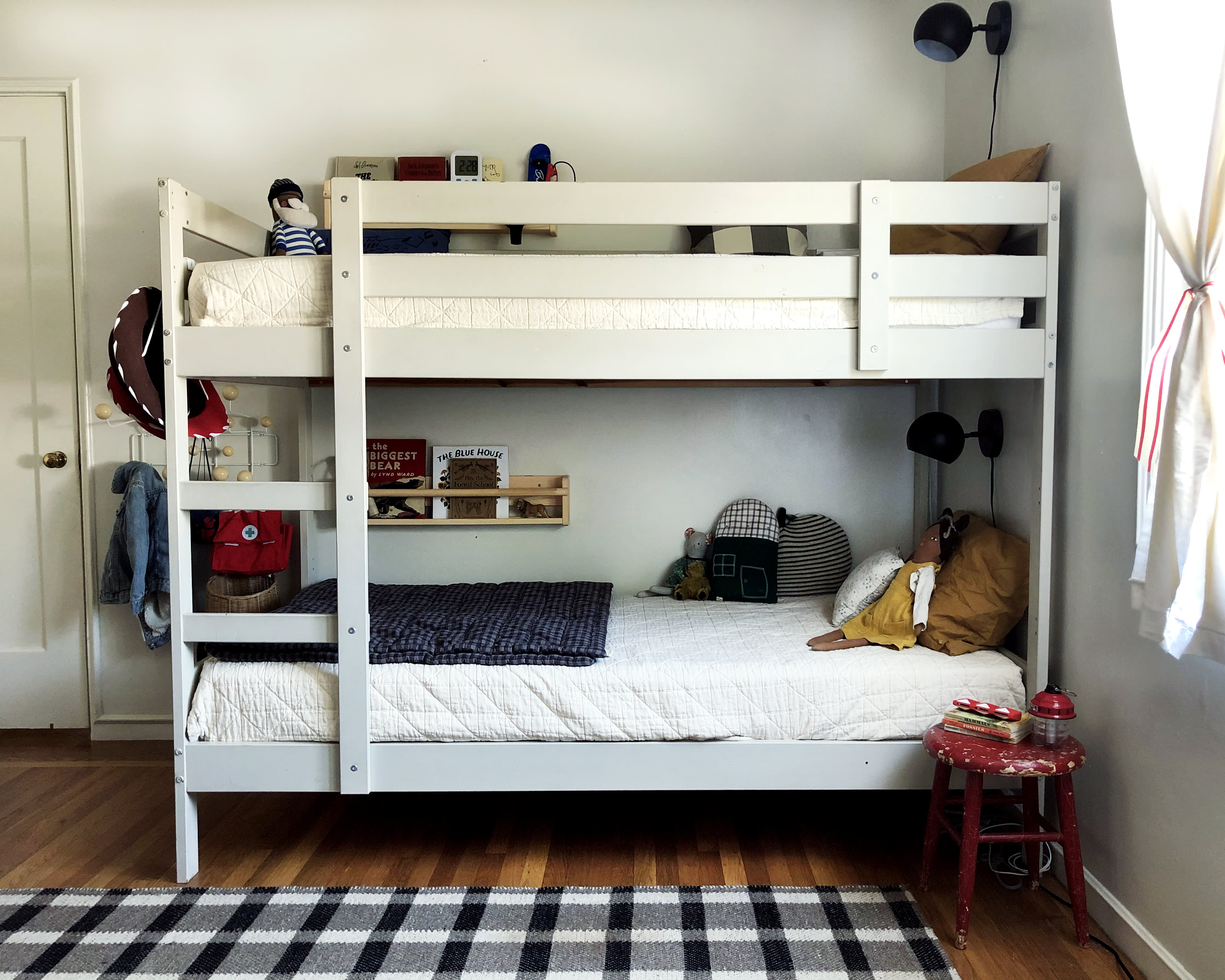 Rooms to go triple bunk deals beds